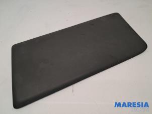 Gebruikte Sierstrip Renault Trafic New (FL) 2.0 dCi 16V 115 Prijs € 24,20 Inclusief btw aangeboden door Maresia Parts