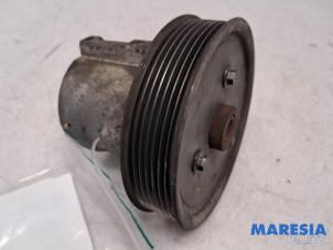 Gebruikte Servopomp Renault Trafic New (FL) 2.0 dCi 16V 115 Prijs € 120,99 Inclusief btw aangeboden door Maresia Parts