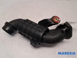 Gebruikte Intercooler Buis Alfa Romeo Giulia (952) 2.2d 150 16V Prijs € 50,00 Margeregeling aangeboden door Maresia Parts