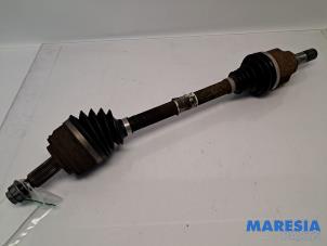 Gebruikte Cardanas links-voor (VWA) Renault Master III (EV/HV/UV/VA/VB/VD/VF/VG/VJ) 2.3 dCi 145 16V FWD Prijs € 302,49 Inclusief btw aangeboden door Maresia Parts