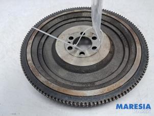 Gebruikte Vliegwiel Renault Clio IV Estate/Grandtour (7R) 0.9 Energy TCE 90 12V Prijs € 75,00 Margeregeling aangeboden door Maresia Parts