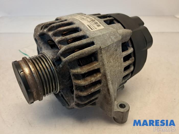 Gebruikte Dynamo Fiat Panda (312) 0.9 TwinAir 65 Prijs € 49,50 Margeregeling aangeboden door Maresia Parts