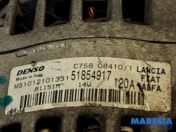 Dynamo van een Abarth 500C/595C/695C 1.4 T-Jet 16V 2010