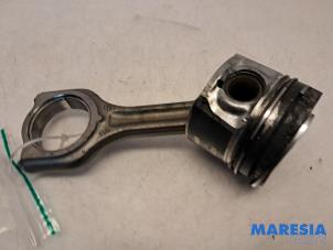 Gebruikte Drijfstang Peugeot 308 (L3/L8/LB/LH/LP) 1.6 BlueHDi 120 Prijs € 50,00 Margeregeling aangeboden door Maresia Parts