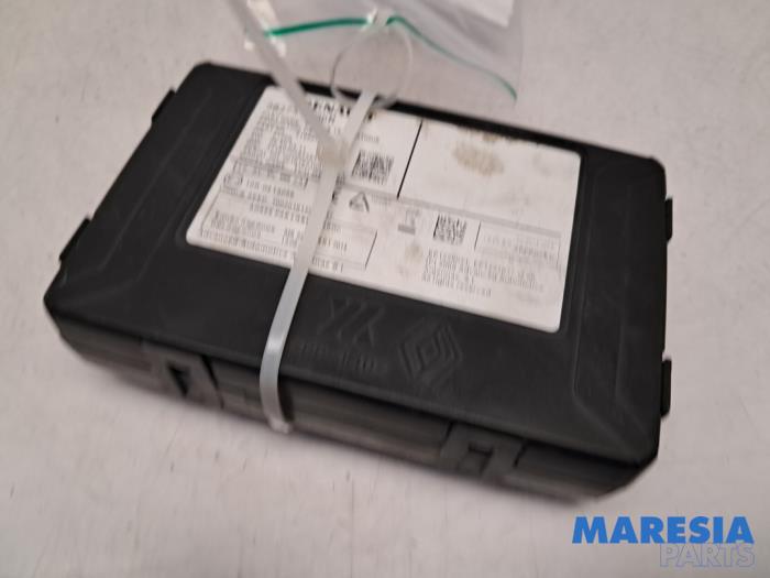 Gebruikte Telefoon Module Renault Master III (MA/MB/MC/MD/MH/MF/MG/MH) 2.3 dCi 135 16V FWD Prijs € 158,81 Inclusief btw aangeboden door Maresia Parts