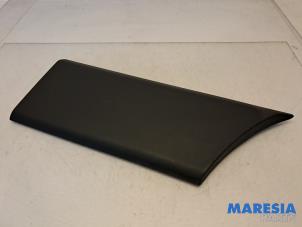 Gebruikte Sierlijst Renault Master III (MA/MB/MC/MD/MH/MF/MG/MH) 2.3 dCi 135 16V FWD Prijs € 42,35 Inclusief btw aangeboden door Maresia Parts