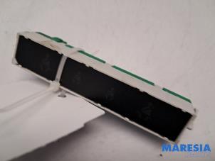 Gebruikte Display Interieur Alfa Romeo MiTo (955) 1.4 16V Prijs € 25,00 Margeregeling aangeboden door Maresia Parts