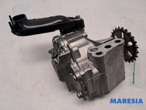 Gebruikte Oliepomp Renault Trafic (1FL/2FL/3FL/4FL) 1.6 dCi 95 Prijs € 60,50 Inclusief btw aangeboden door Maresia Parts