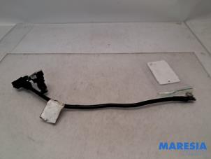 Gebruikte Accu sensor Fiat 500 (312) 1.2 Prijs € 24,95 Margeregeling aangeboden door Maresia Parts