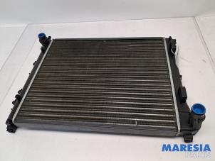 Gebruikte Radiateur Fiat 500 (312) 1.4 16V Prijs € 60,50 Inclusief btw aangeboden door Maresia Parts