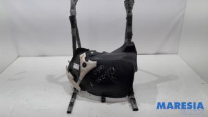 Gebruikte Slijkweerder Renault Clio IV (5R) 0.9 Energy TCE 90 12V Prijs € 35,00 Margeregeling aangeboden door Maresia Parts