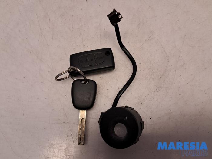 Computer Motormanagement van een Citroën C5 III Tourer (RW) 1.6 16V THP 155 2011