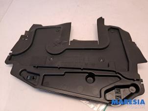 Gebruikte Luchtgeleider Citroen C3 (SC) 1.6 HDi 92 Prijs € 30,00 Margeregeling aangeboden door Maresia Parts