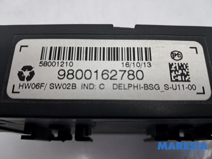 Computer Body Control van een Citroën C4 Picasso (3D/3E) 1.6 16V THP 155 2013