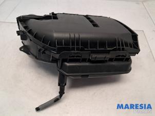 Gebruikte Luchtfilterhuis Citroen C3 (SC) 1.6 HDi 92 Prijs € 30,00 Margeregeling aangeboden door Maresia Parts