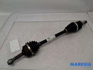 Gebruikte Steekas links-voor Peugeot 207/207+ (WA/WC/WM) 1.4 16V VTi Prijs € 75,00 Margeregeling aangeboden door Maresia Parts