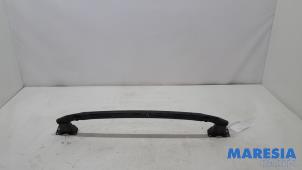 Gebruikte Bumperbalk voor Peugeot 508 SW (8E/8U) 2.0 BlueHDi 180 16V Prijs € 54,44 Inclusief btw aangeboden door Maresia Parts