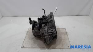 Gebruikte Versnellingsbak Renault Master III (MA/MB/MC/MD/MH/MF/MG/MH) 2.3 dCi 135 16V FWD Prijs € 1.815,00 Inclusief btw aangeboden door Maresia Parts