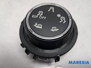 Gebruikte ESP Schakelaar Citroen Berlingo Cinqspace, Multispace 1.6 VTi 120 16V Prijs € 25,00 Margeregeling aangeboden door Maresia Parts