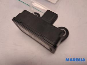 Gebruikte Esp computer Renault Scénic III (JZ) 1.6 Energy dCi 130 Prijs € 19,50 Margeregeling aangeboden door Maresia Parts