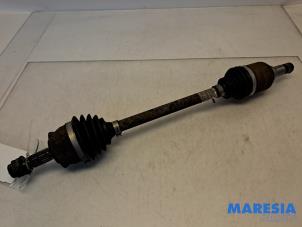 Gebruikte Aandrijfas links-voor Fiat 500 (312) 1.2 Prijs € 35,00 Margeregeling aangeboden door Maresia Parts