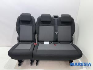 Gebruikte Achterbank Opel Zafira Life 2.0 Diesel 180 Prijs € 845,79 Inclusief btw aangeboden door Maresia Parts