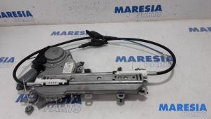 Gebruikte Achterklep motor Peugeot 508 SW (8E/8U) 2.0 RXH HYbrid4 16V Prijs € 288,75 Margeregeling aangeboden door Maresia Parts