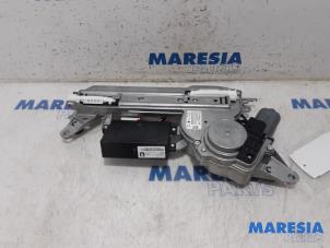 Gebruikte Achterklep motor Peugeot 508 SW (8E/8U) 2.2 HDiF 16V GT Prijs € 262,50 Margeregeling aangeboden door Maresia Parts