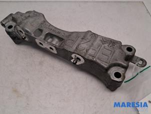 Gebruikte Motorrubber Citroen C4 Grand Picasso (3A) 1.6 16V THP 155 Prijs € 35,00 Margeregeling aangeboden door Maresia Parts