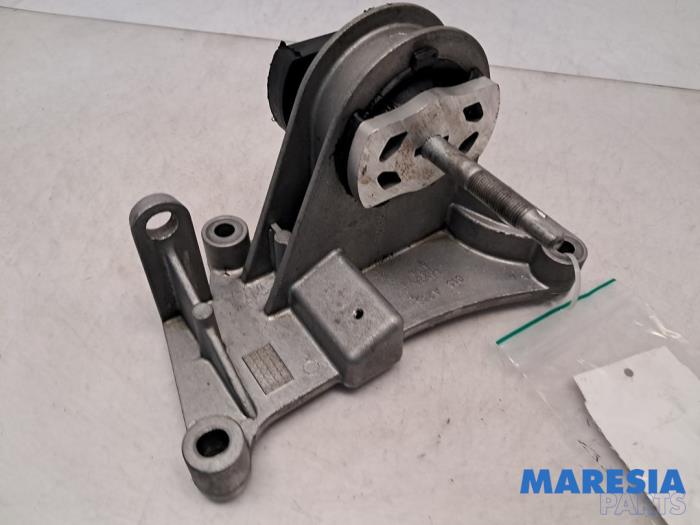 Gebruikte Motorrubber Fiat Panda (312) 0.9 TwinAir 65 Prijs € 50,00 Margeregeling aangeboden door Maresia Parts