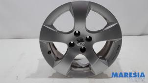 Gebruikte Velg Peugeot 3008 I (0U/HU) 1.6 VTI 16V Prijs € 75,00 Margeregeling aangeboden door Maresia Parts