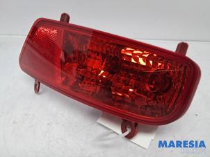 Gebruikte Mistachterlicht Peugeot 3008 I (0U/HU) 1.6 VTI 16V Prijs € 19,90 Margeregeling aangeboden door Maresia Parts