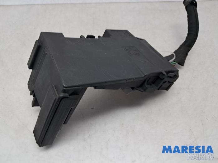Module Gestion Batterie 28257533 – Boîte à Fusibles Intelligent Pour Peugeot 3008 308 5008 RCZ