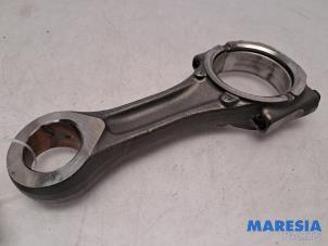 Gebruikte Drijfstang Fiat Ducato (250) 2.3 D 150 Multijet Prijs € 119,79 Inclusief btw aangeboden door Maresia Parts