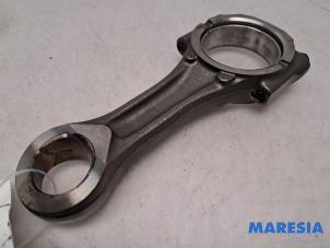 Gebruikte Drijfstang Fiat Ducato (250) 2.3 D 150 Multijet Prijs € 119,79 Inclusief btw aangeboden door Maresia Parts
