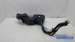 Gebruikte Tank Fiat 500/595/695 1.4 T-Jet 16V Prijs € 149,99 Margeregeling aangeboden door Maresia Parts