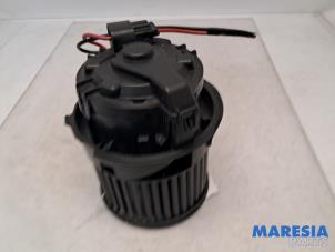 Gebruikte Chaufage Ventilatiemotor Citroen C3 (SX/SW) 1.2 Vti 12V PureTech Prijs € 24,95 Margeregeling aangeboden door Maresia Parts