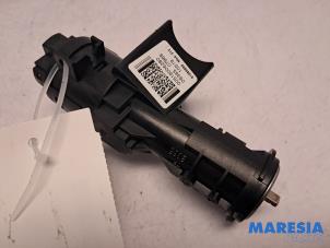 Gebruikte Kontaktslot + Sleutel Fiat 500/595/695 1.4 T-Jet 16V Prijs € 35,00 Margeregeling aangeboden door Maresia Parts