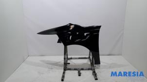 Gebruikte Voorscherm links Citroen C4 Grand Picasso (3A) 1.2 12V PureTech 130 Prijs € 174,99 Margeregeling aangeboden door Maresia Parts