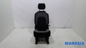 Gebruikte Stoel achter Citroen C4 Grand Picasso (3A) 1.2 12V PureTech 130 Prijs € 119,00 Margeregeling aangeboden door Maresia Parts