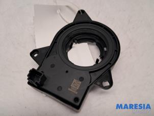 Gebruikte Gier sensor Opel Vivaro 1.6 CDTi BiTurbo 145 Prijs € 24,19 Inclusief btw aangeboden door Maresia Parts