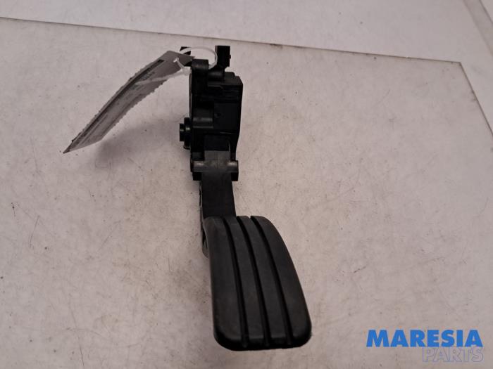 Gebruikte Sensor Gaspedaalpositie Opel Vivaro 1.6 CDTi BiTurbo 145 Prijs € 30,25 Inclusief btw aangeboden door Maresia Parts