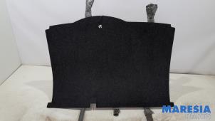Gebruikte Kofferbak Mat Fiat Punto III (199) 0.9 TwinAir Turbo 100 Prijs € 35,00 Margeregeling aangeboden door Maresia Parts