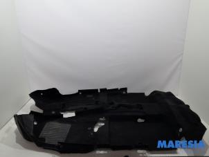 Gebruikte Vloerbedekking Fiat Punto III (199) 0.9 TwinAir Turbo 100 Prijs € 150,00 Margeregeling aangeboden door Maresia Parts