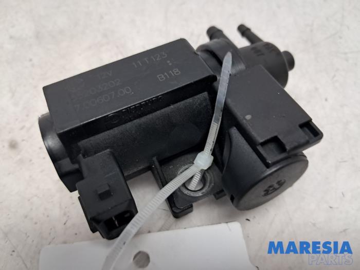 Gebruikte Turbodrukregelaar Fiat 500 (312) 0.9 TwinAir 85 Prijs € 25,00 Margeregeling aangeboden door Maresia Parts
