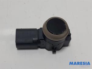 Gebruikte PDC Sensor Citroen C4 Grand Picasso (3A) 1.2 12V PureTech 130 Prijs € 19,00 Margeregeling aangeboden door Maresia Parts