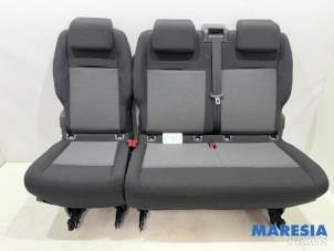 Gebruikte Achterbank Opel Zafira Life 2.0 Diesel 180 Prijs € 845,79 Inclusief btw aangeboden door Maresia Parts