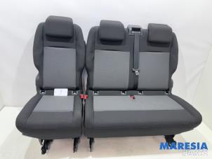 Gebruikte Achterbank Opel Zafira Life 2.0 Diesel 180 Prijs € 845,79 Inclusief btw aangeboden door Maresia Parts