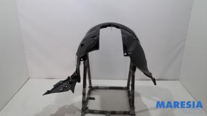 Gebruikte Slijkweerder Dacia Sandero II 0.9 TCE 12V Prijs € 35,00 Margeregeling aangeboden door Maresia Parts