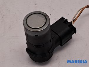 Gebruikte PDC Sensor Renault Espace (JK) 2.0 Turbo 16V Grand Espace Prijs € 25,00 Margeregeling aangeboden door Maresia Parts